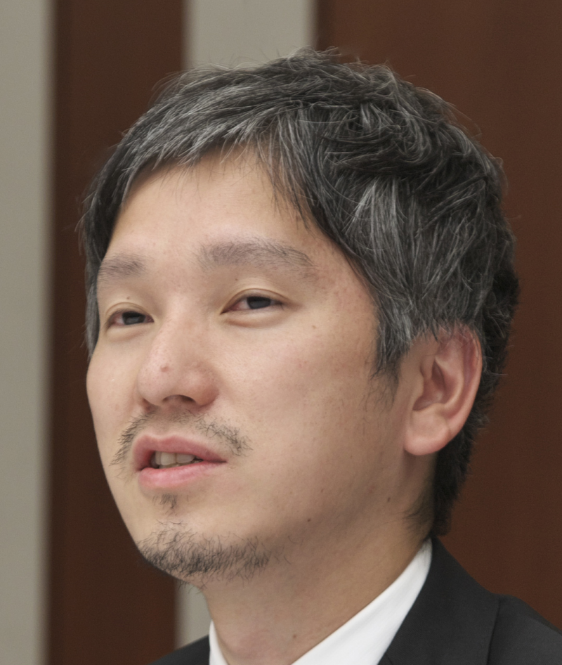 呼吸器内科　副部長　　山川英晃 先生