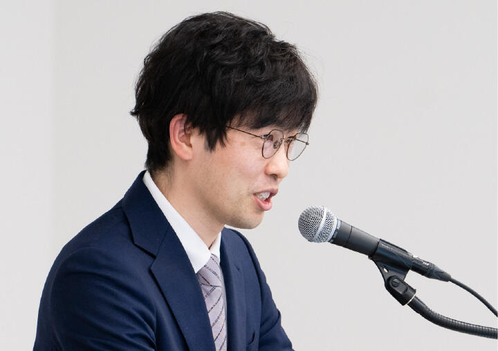 実際に80歳以上の人に対して治療した場合、例えば4次治療、5次治療、6次治療までは現実的に厳しいと思いますが、先生方はどのようにお考えになりますか？